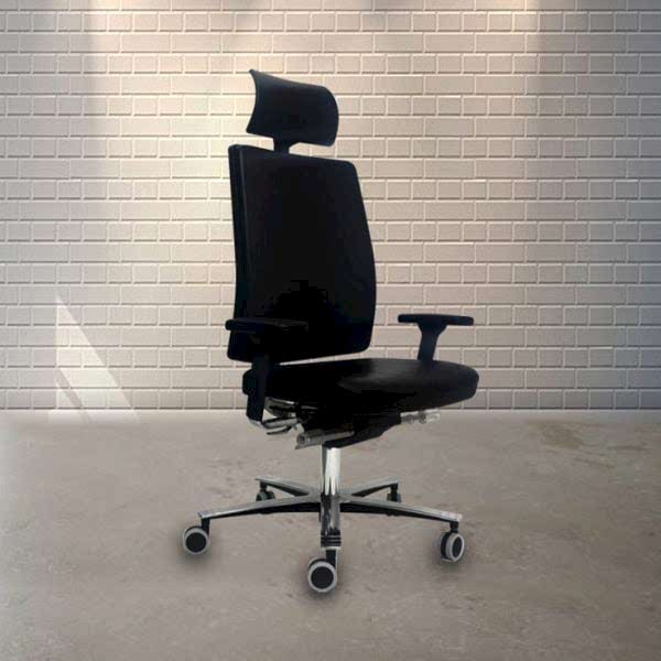 Modern and versatile office chair on wheels, suitable for various work environments.