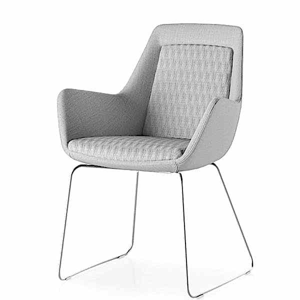 Armchair with clean lines and a sophisticated look