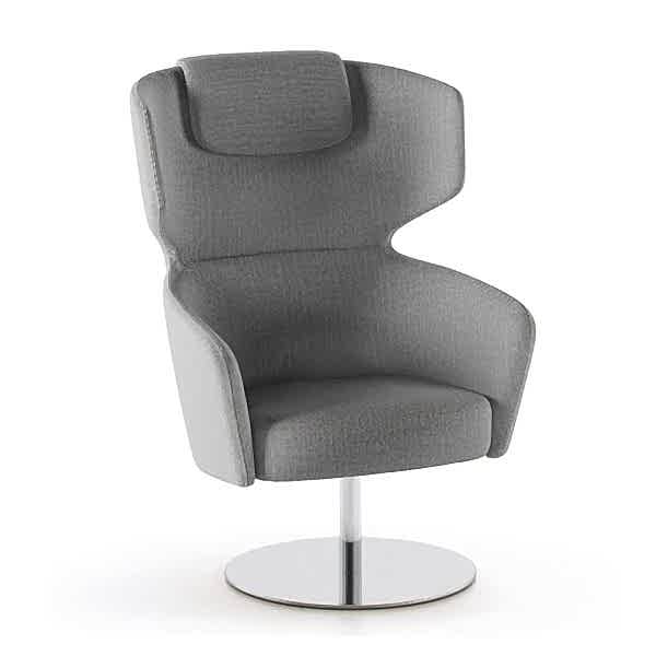 This refined lounger combines style and comfort